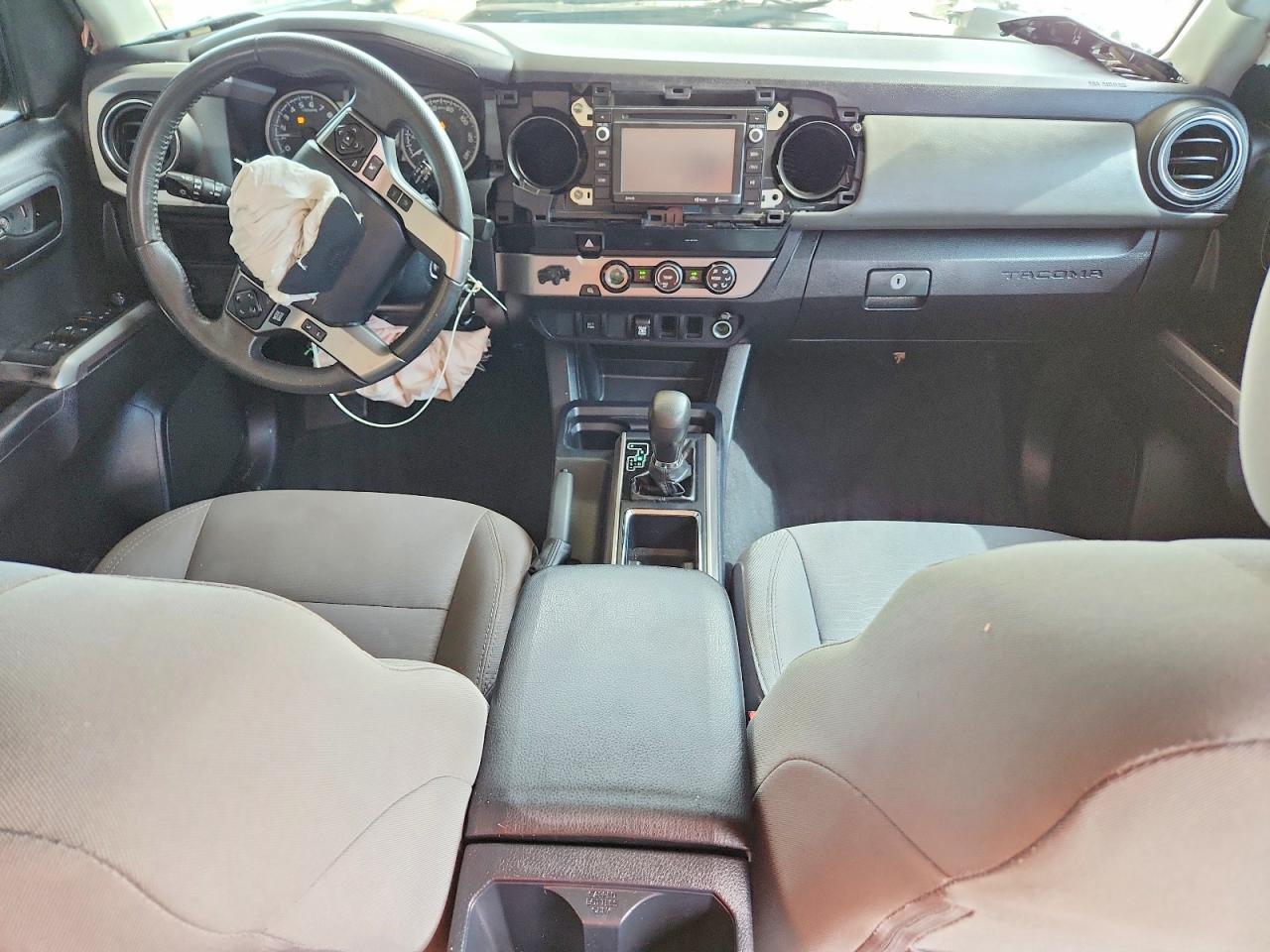 2019 Toyota Tacoma Sr5 V6 - zdjęcie 8