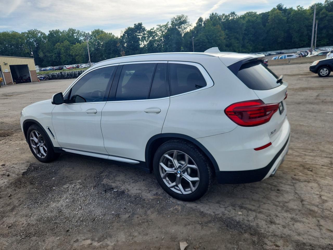 2020 BMW X3 Sdrive30I - zdjęcie 2