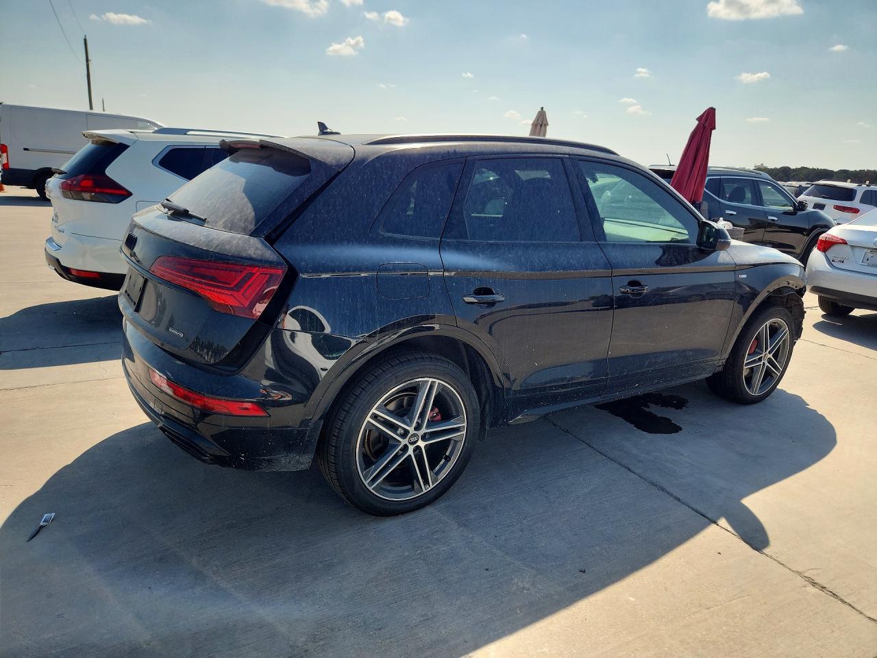 2025 Audi Q5 E Premium Plus 55 - zdjęcie 3