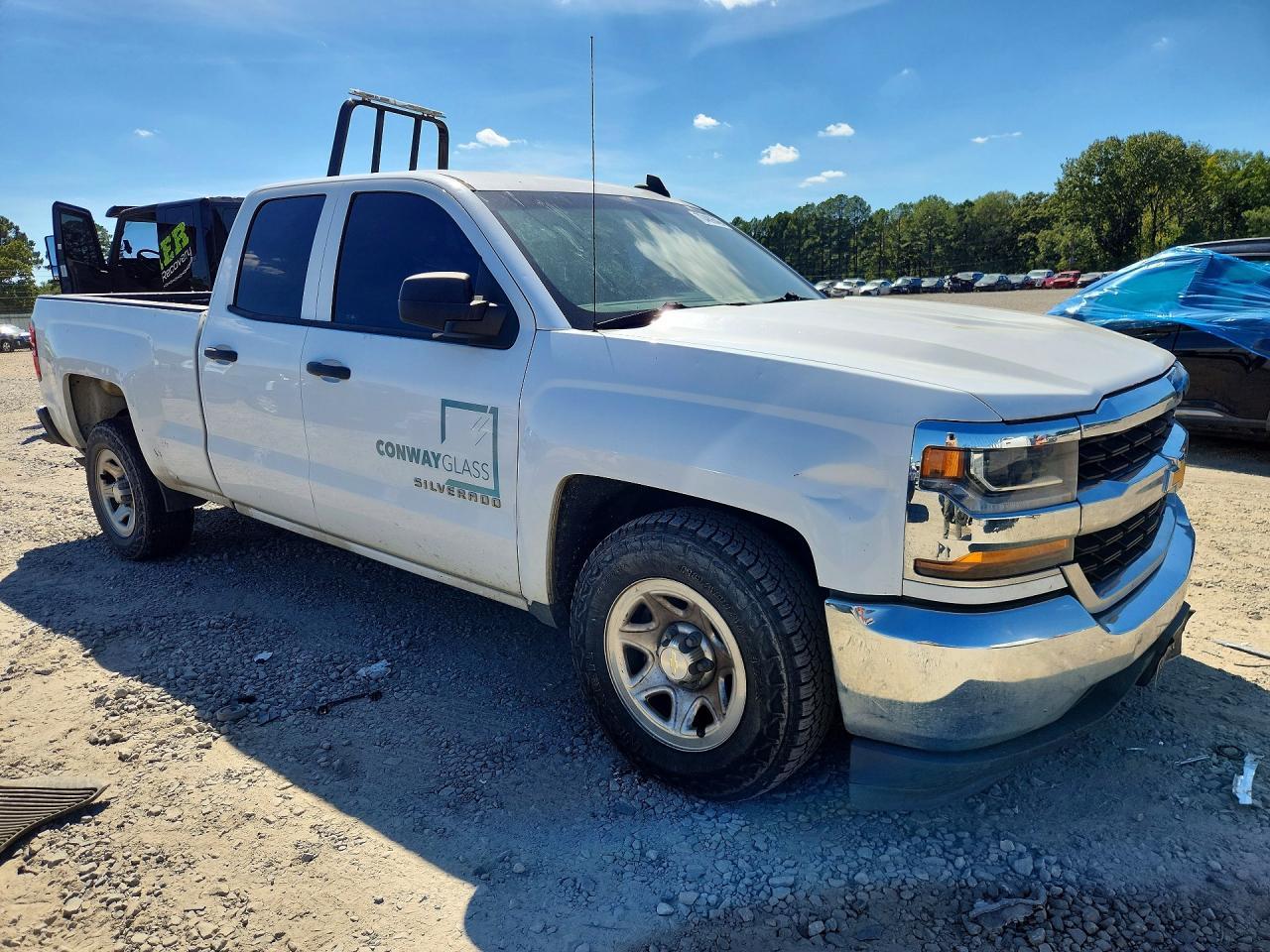 2017 Chevrolet Silverado C1500 - zdjęcie 4