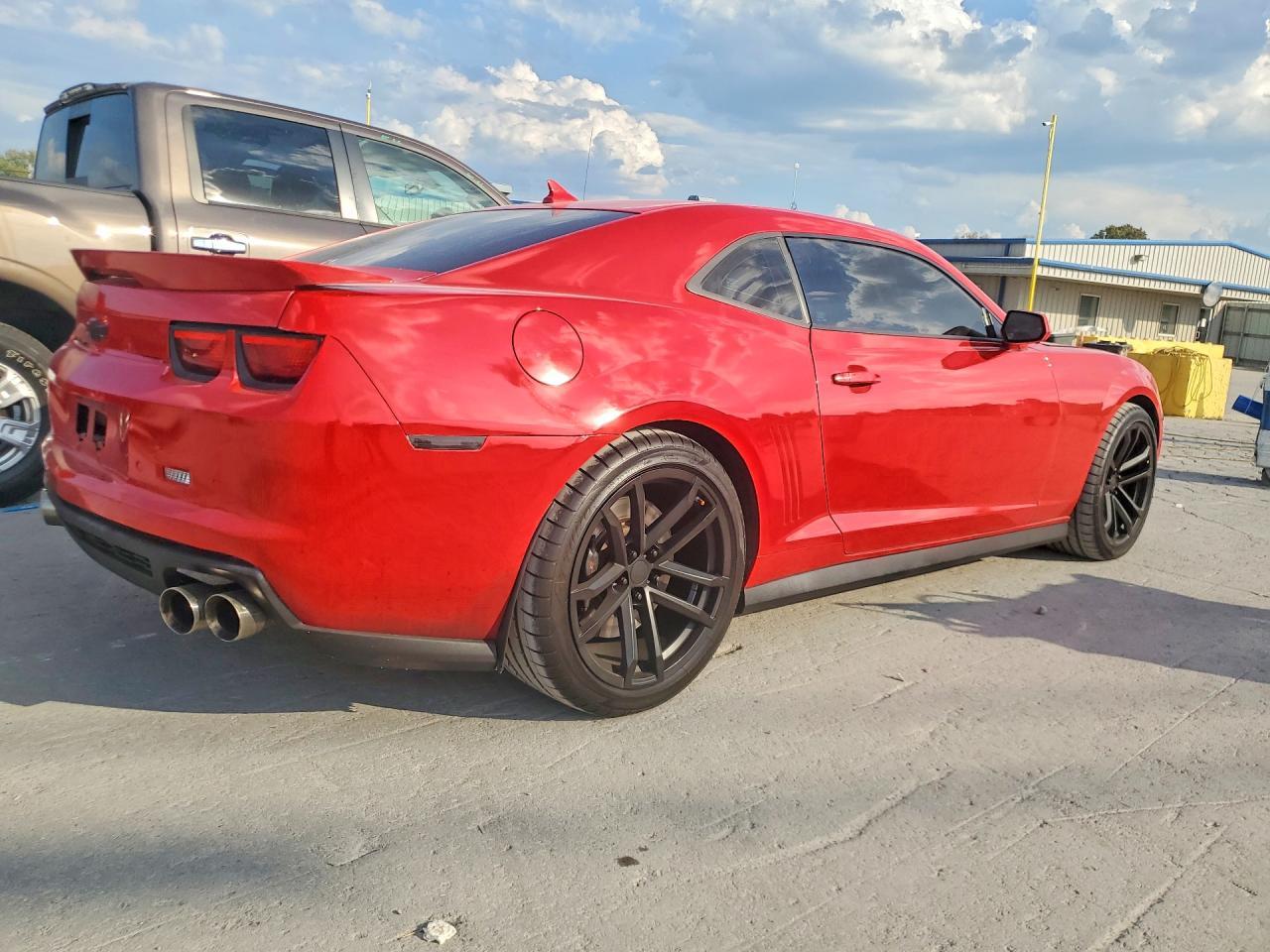 2013 Chevrolet Camaro Zl1 - zdjęcie 3