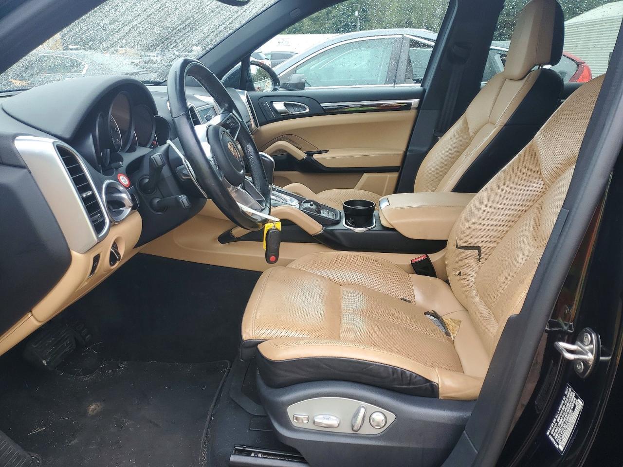 2017 Porsche Cayenne - zdjęcie 7