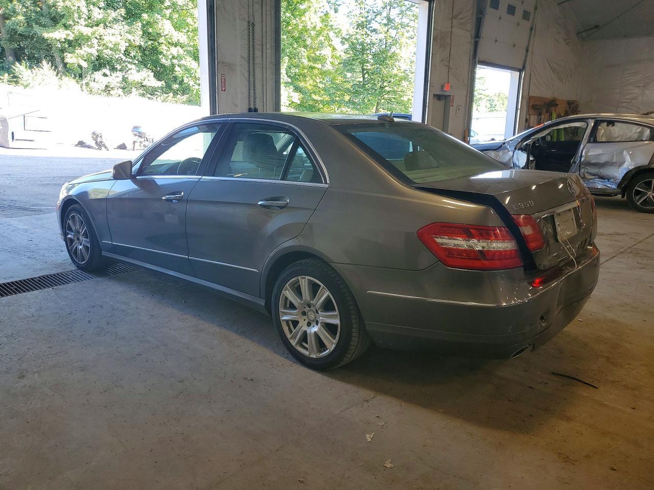2013 Mercedes-Benz E 350 4Matic - zdjęcie 2
