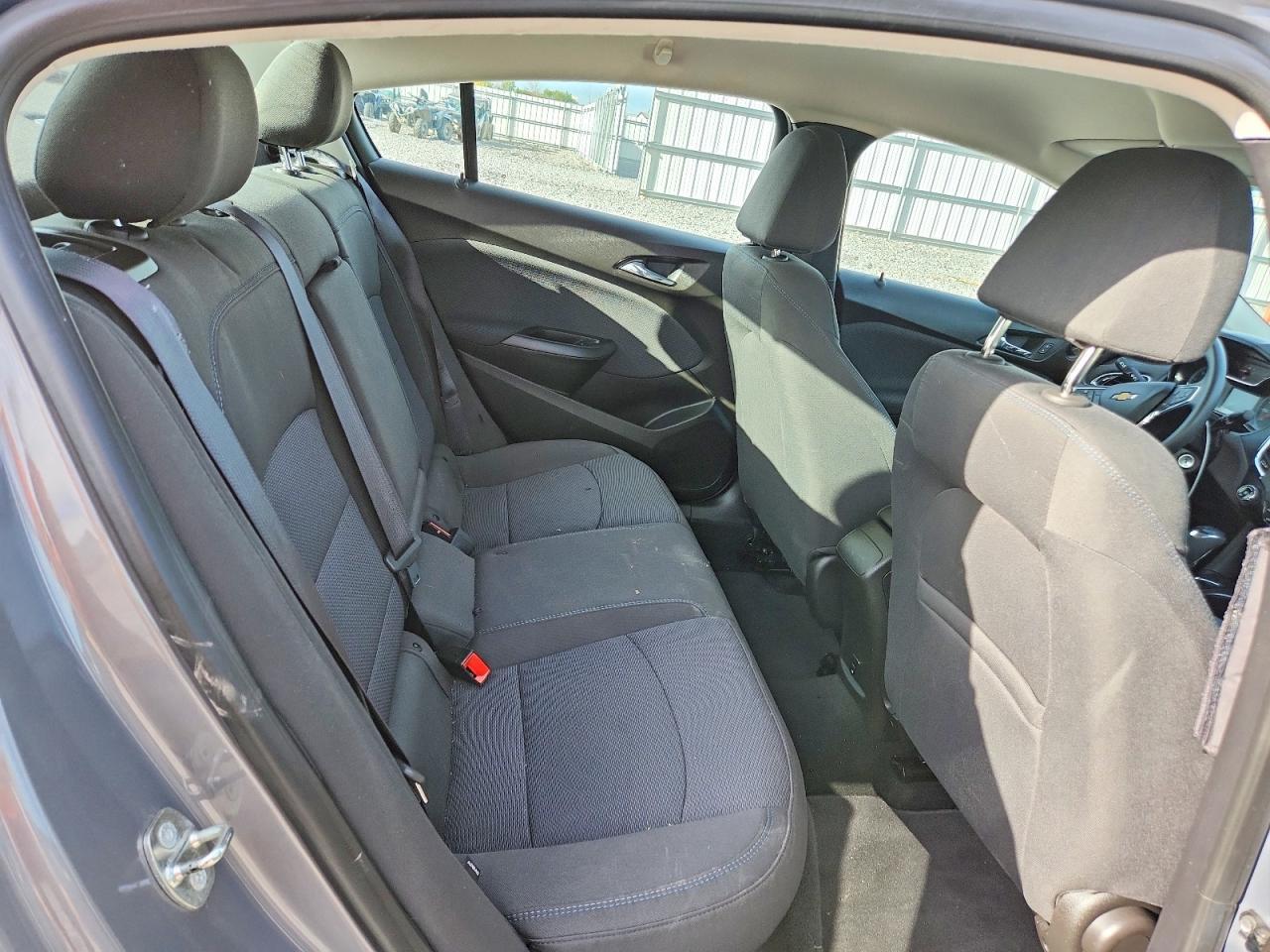 2018 Chevrolet Cruze Lt - zdjęcie 10