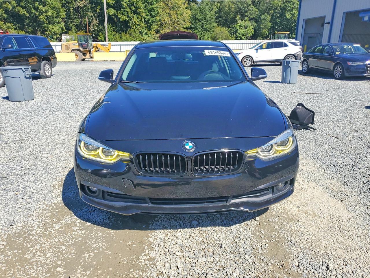 2018 BMW 320 I - zdjęcie 5