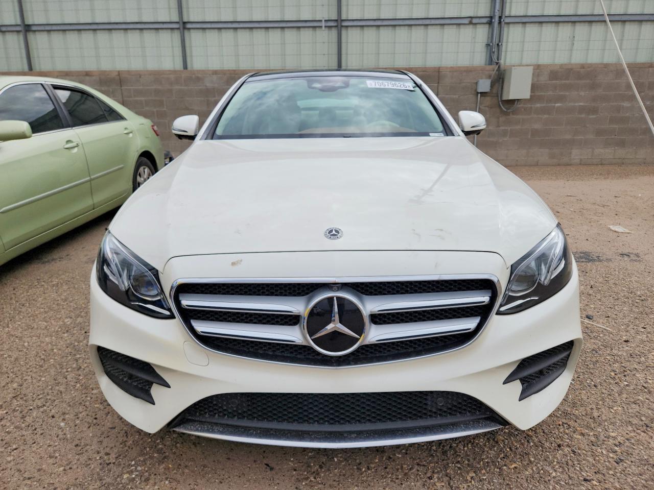 2017 Mercedes-Benz E 300 4Matic - zdjęcie 5