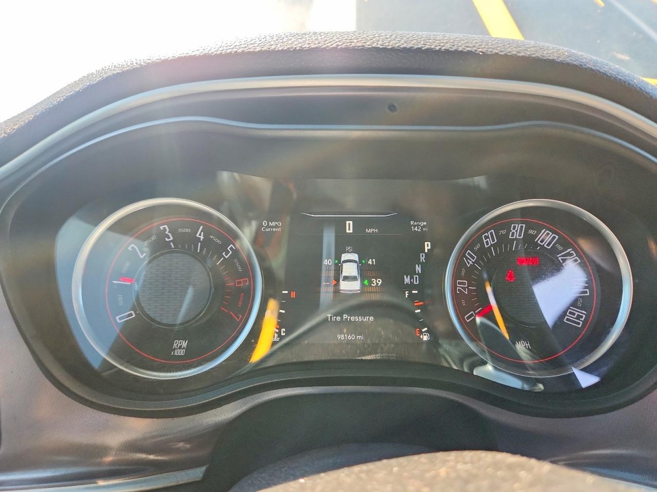 2019 Dodge Challenger R/T - zdjęcie 9
