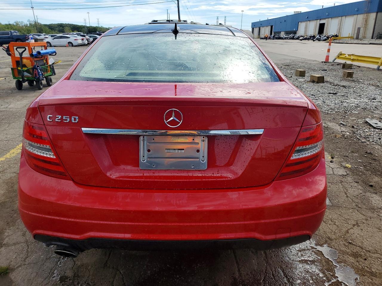 2013 Mercedes-Benz C 250 - zdjęcie 6