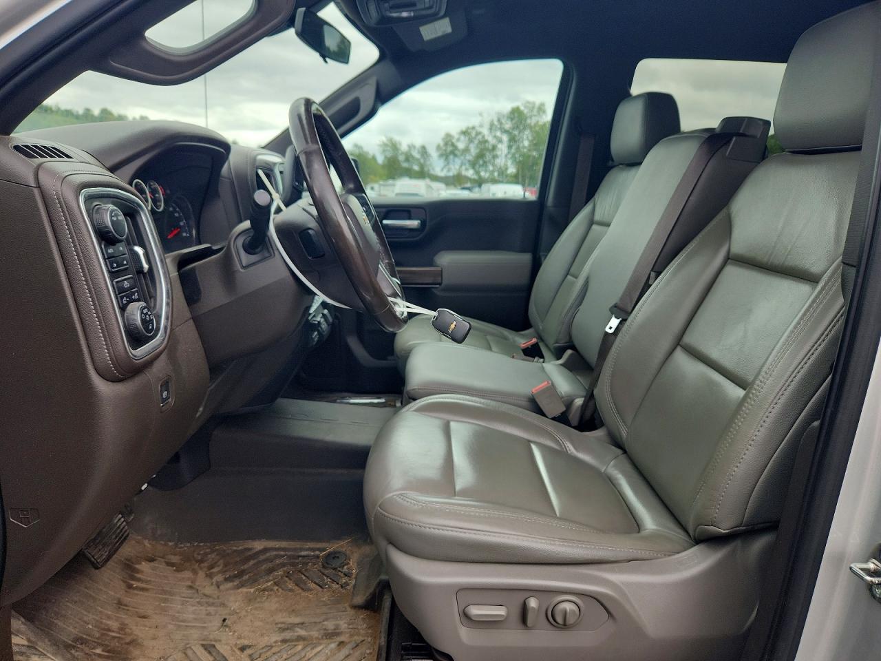 2020 Chevrolet Silverado K1500 Lt - zdjęcie 7