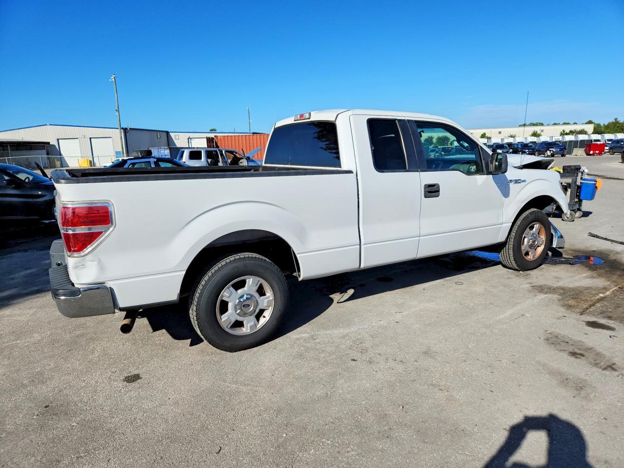 2014 Ford F150 Super Cab - zdjęcie 3