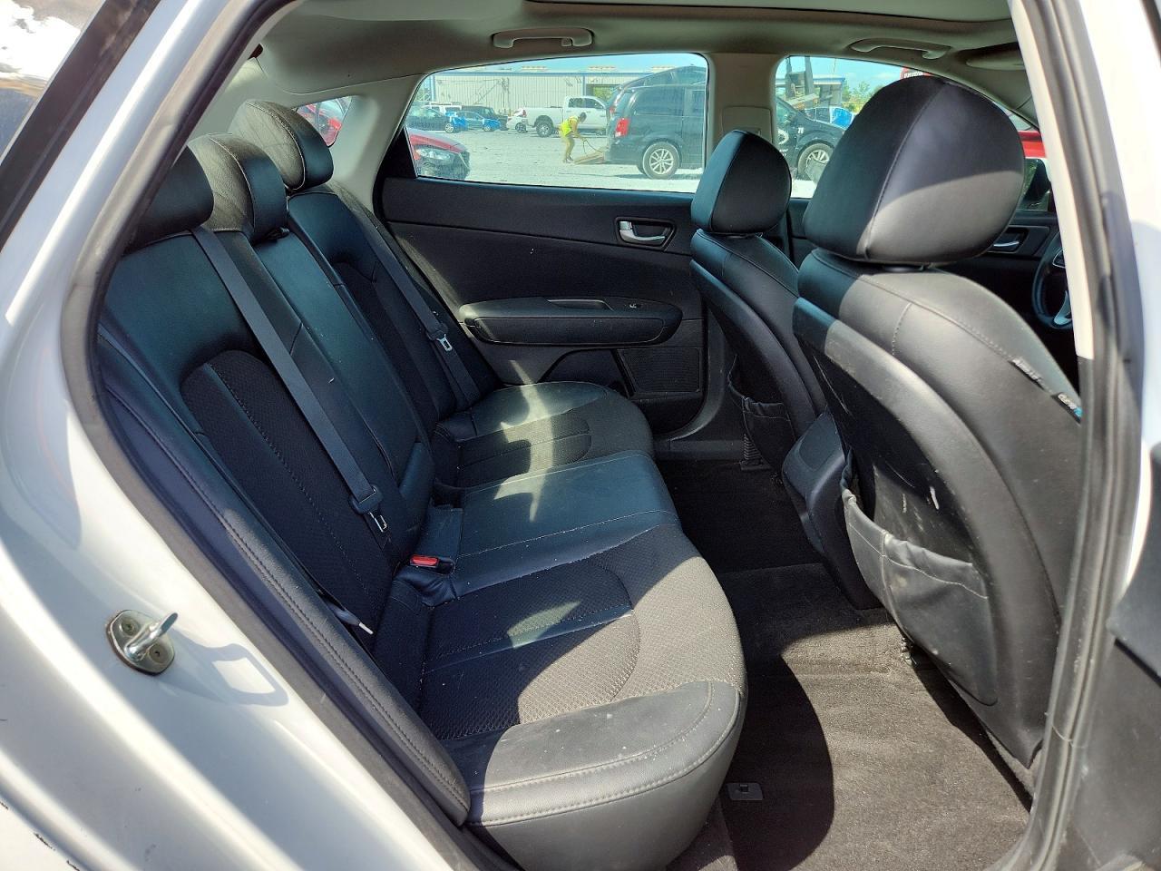 2018 Kia Optima S - zdjęcie 10