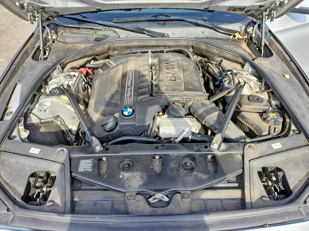 2016 BMW Seria 5 535i - zdjęcie 11