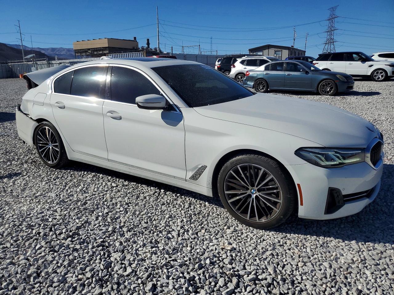 2021 BMW 530 I - zdjęcie 4