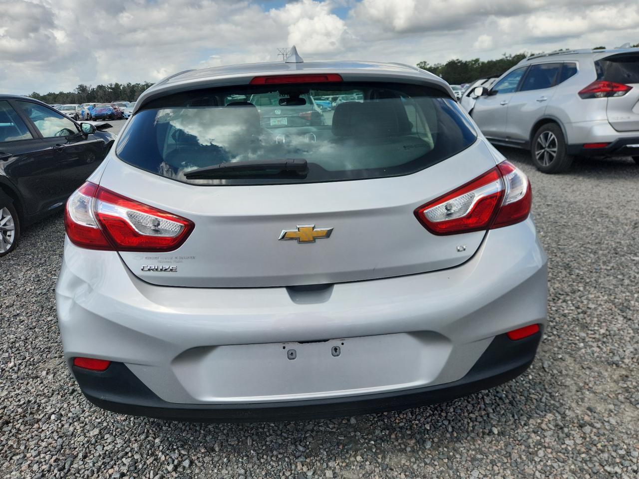 2017 Chevrolet Cruze Lt - zdjęcie 6