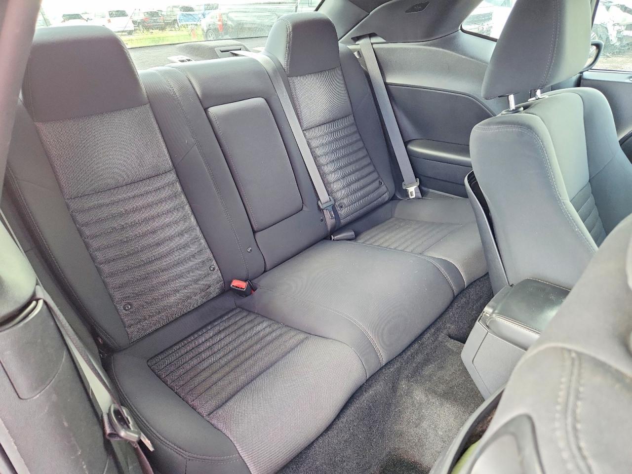 2014 Dodge Challenger Sxt - zdjęcie 10
