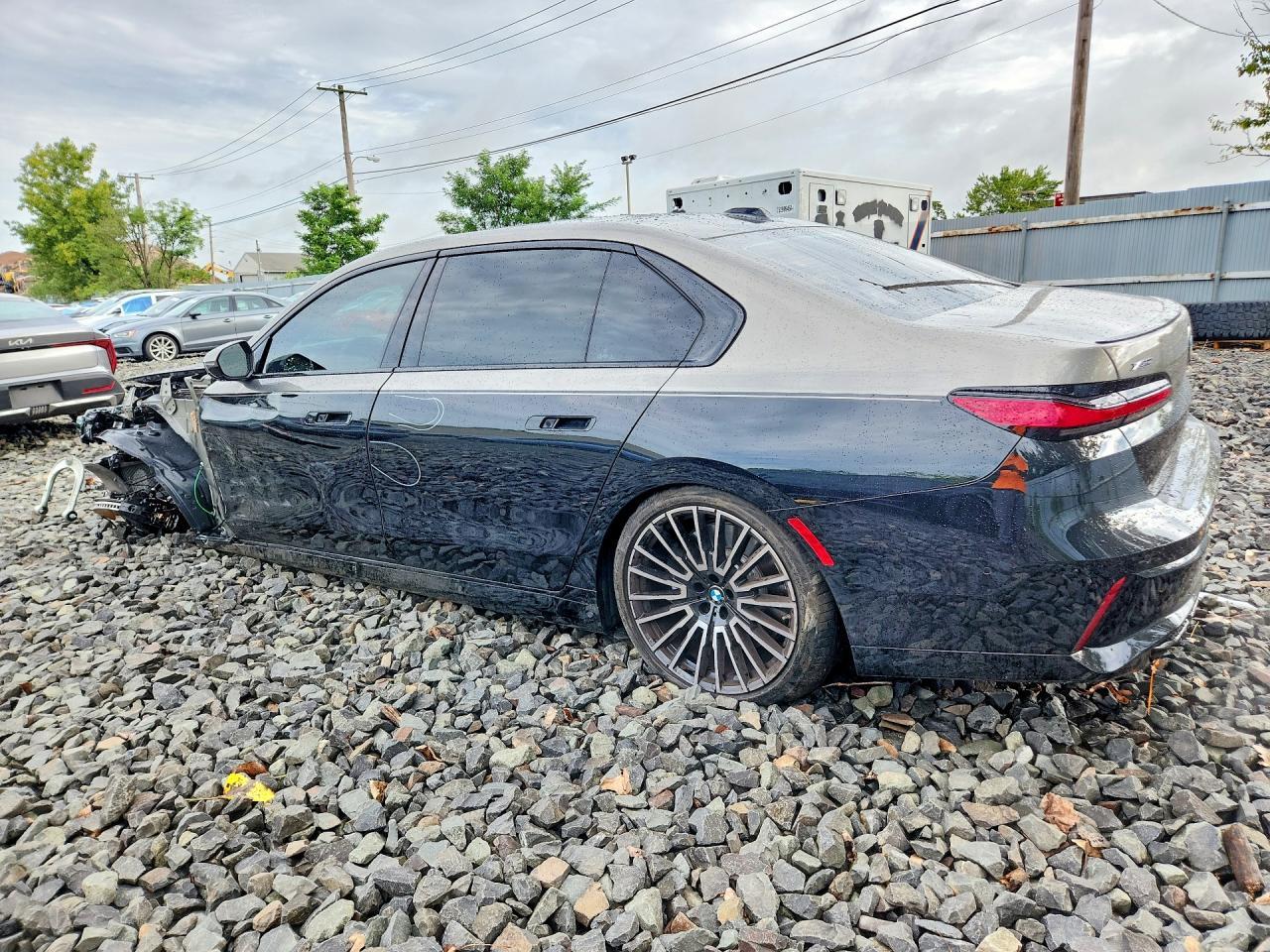 2026 BMW Seria 7 760i - zdjęcie 2