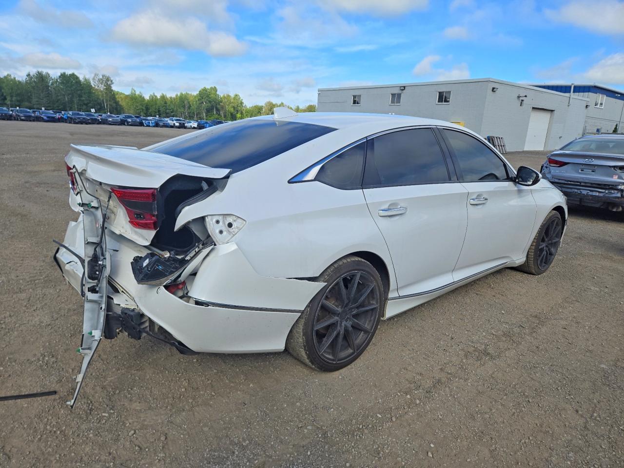 2021 Honda Accord Touring - zdjęcie 3