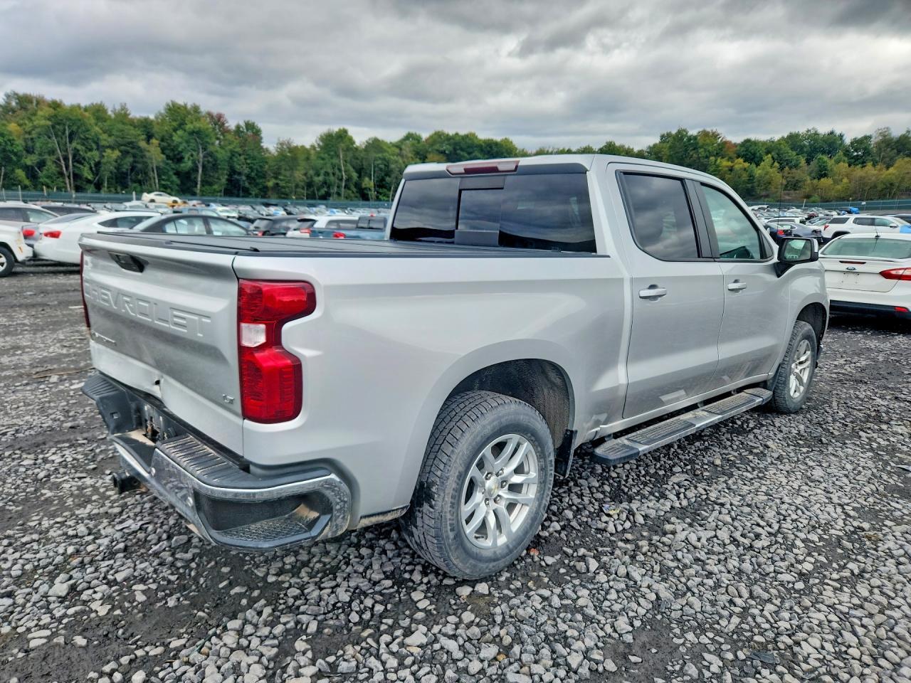 2020 Chevrolet Silverado K1500 Lt - zdjęcie 3