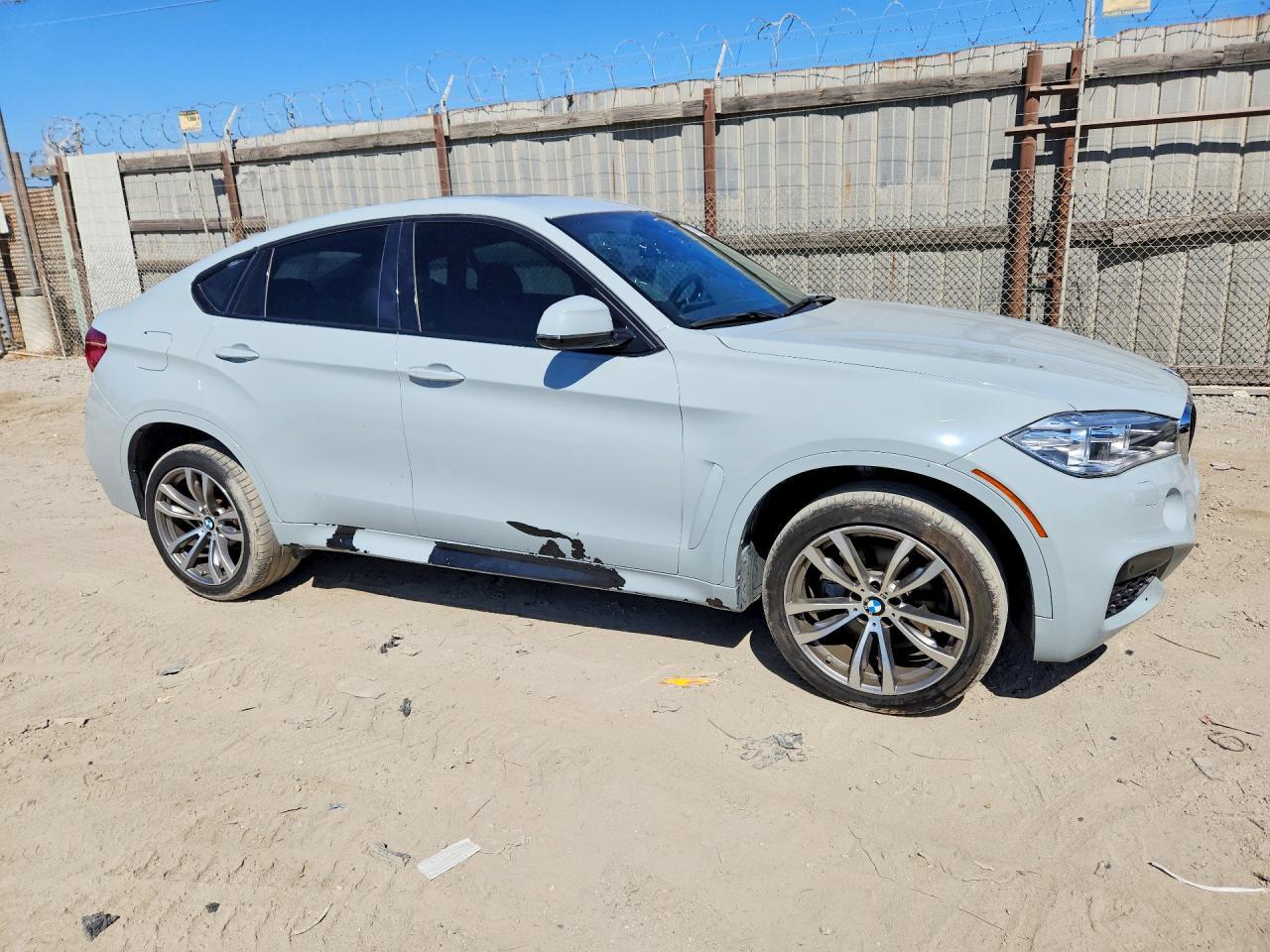 2016 BMW X6 xDrive35I - zdjęcie 4