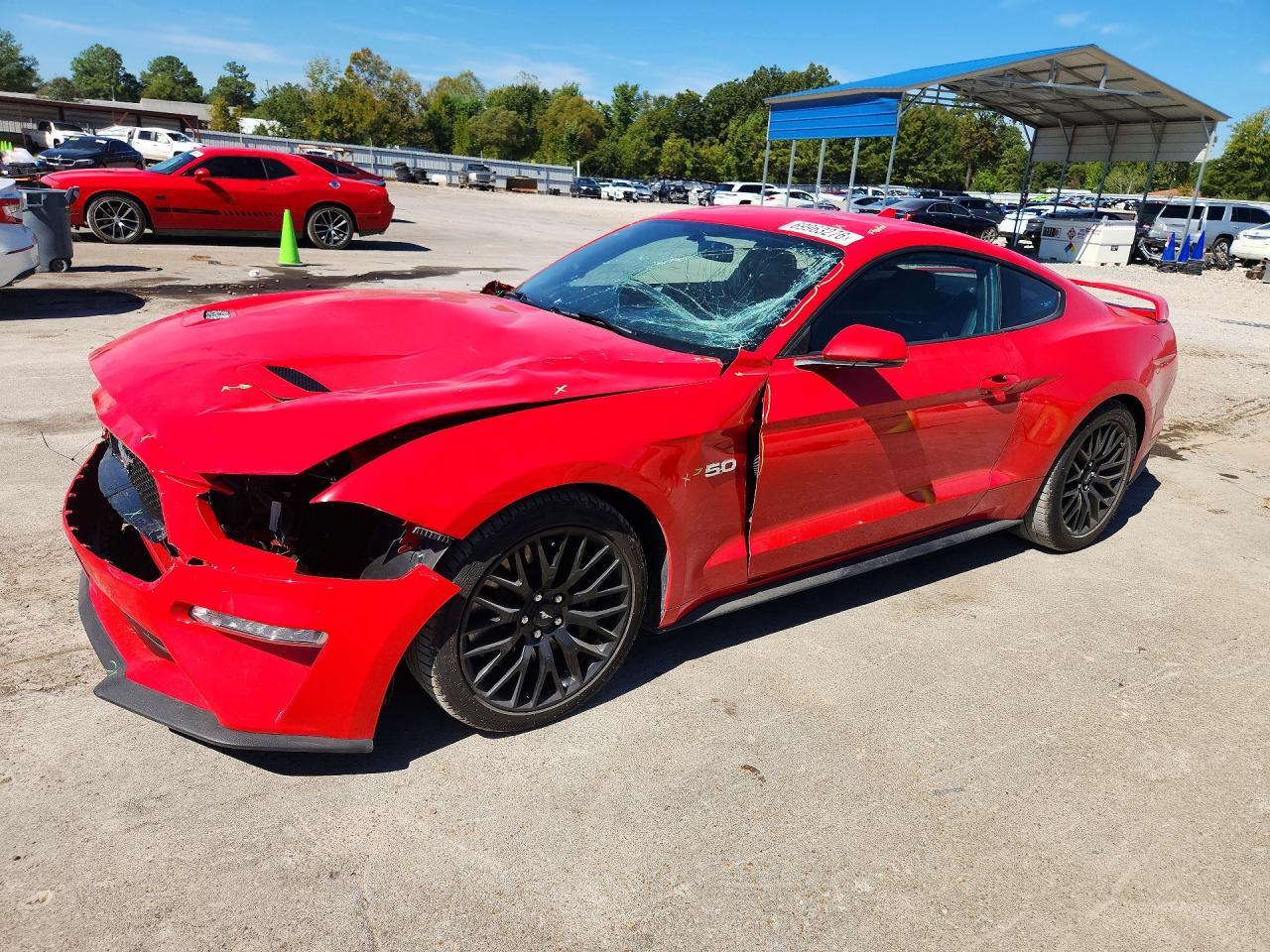 2020 Ford Mustang Gt - zdjęcie główne