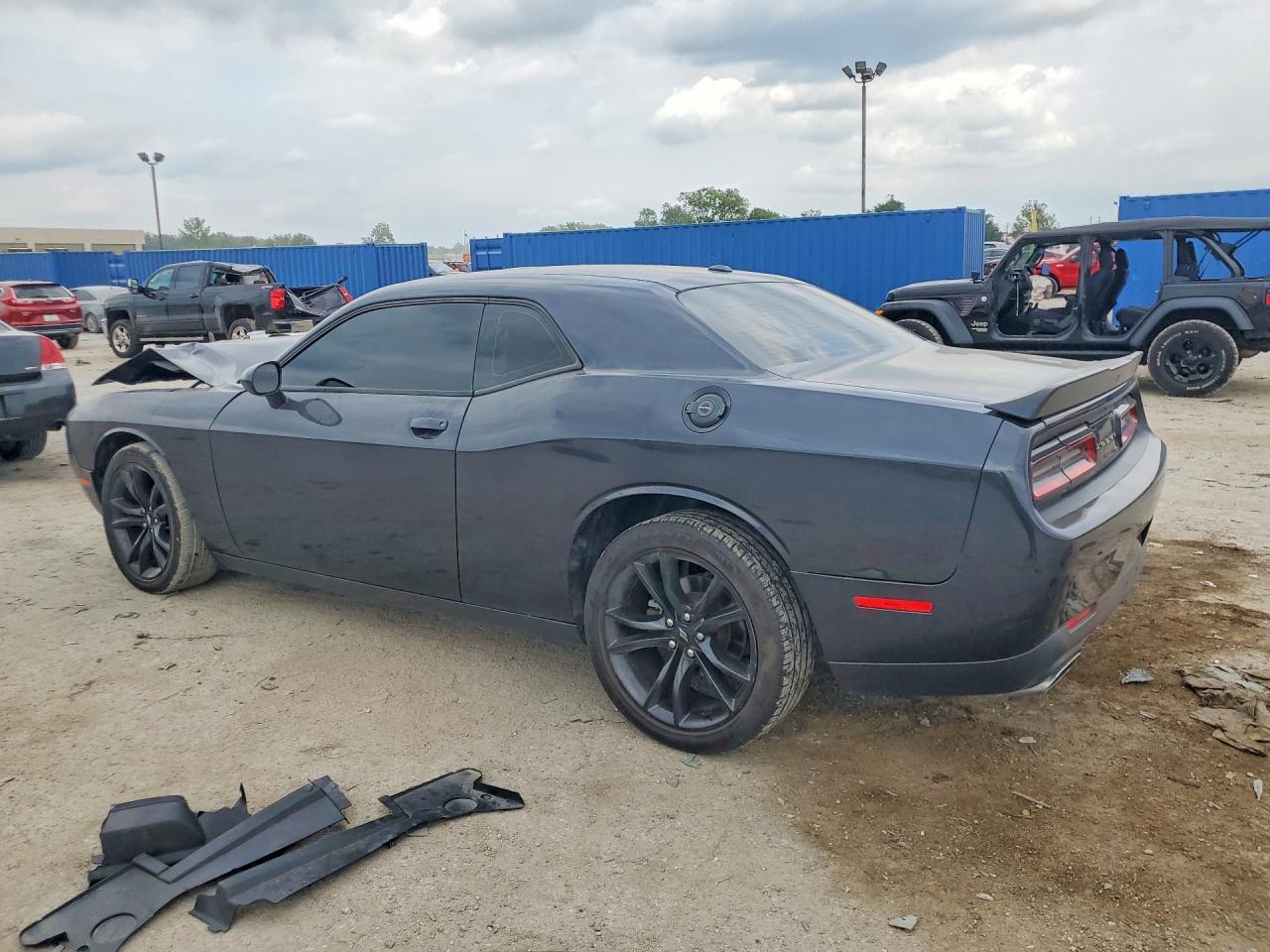 2017 Dodge Challenger Sxt - zdjęcie 2