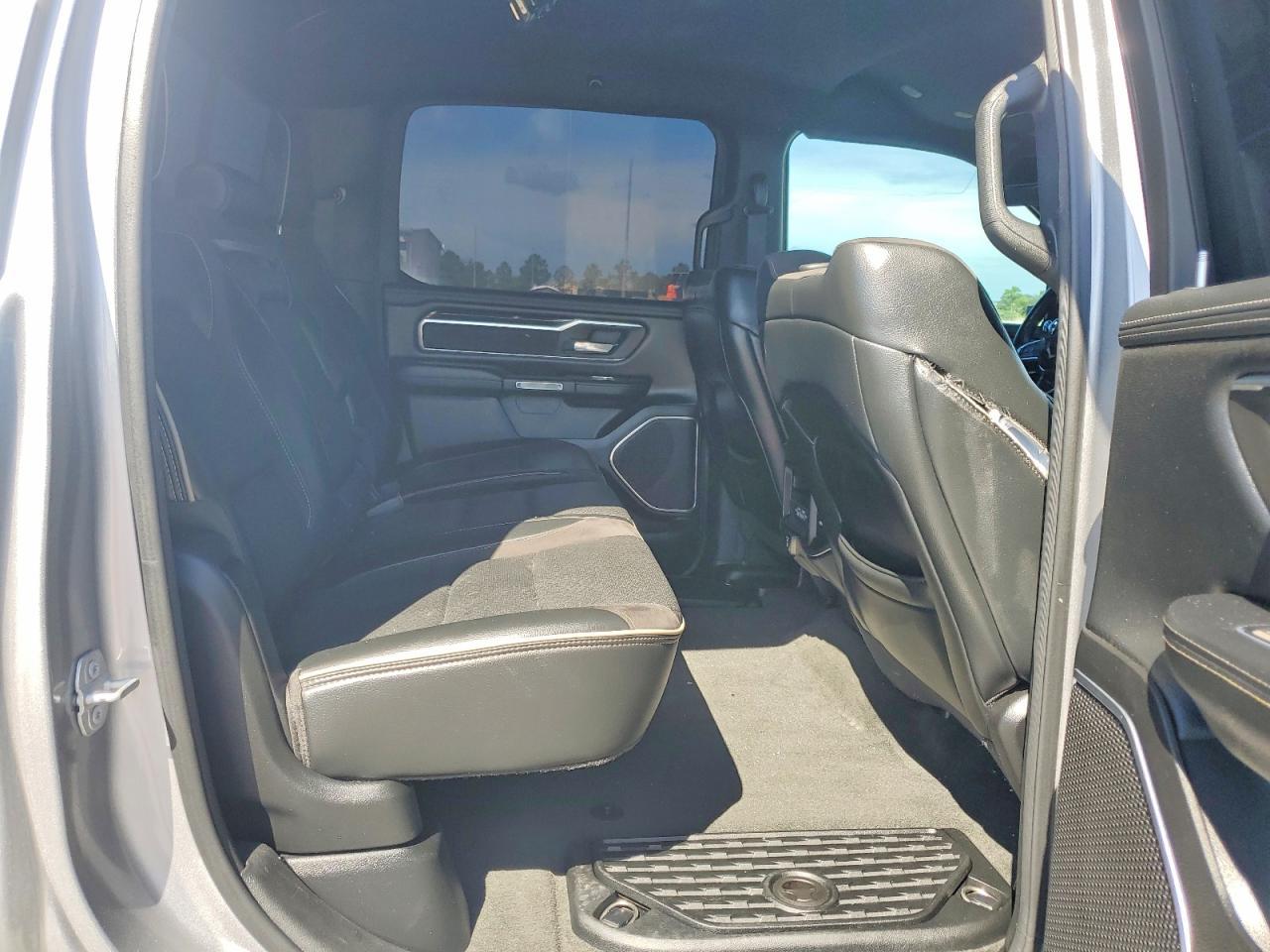 2021 Ram 1500 Laramie - zdjęcie 10