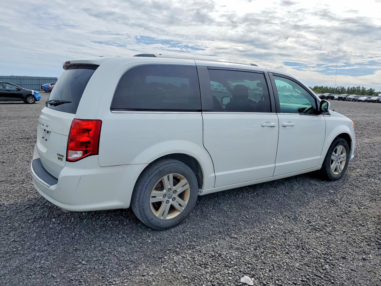 2018 Dodge Grand Caravan Crew - zdjęcie 3