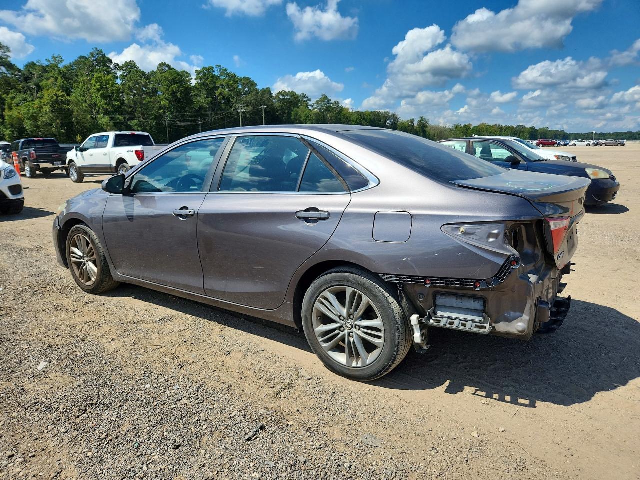 2015 Toyota Camry Se - zdjęcie 2