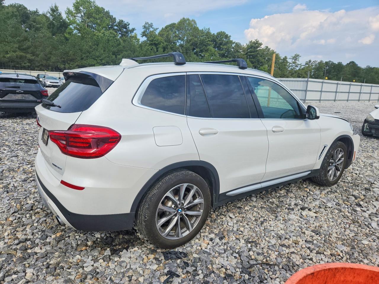 2019 BMW X3 Sdrive30I - zdjęcie 3