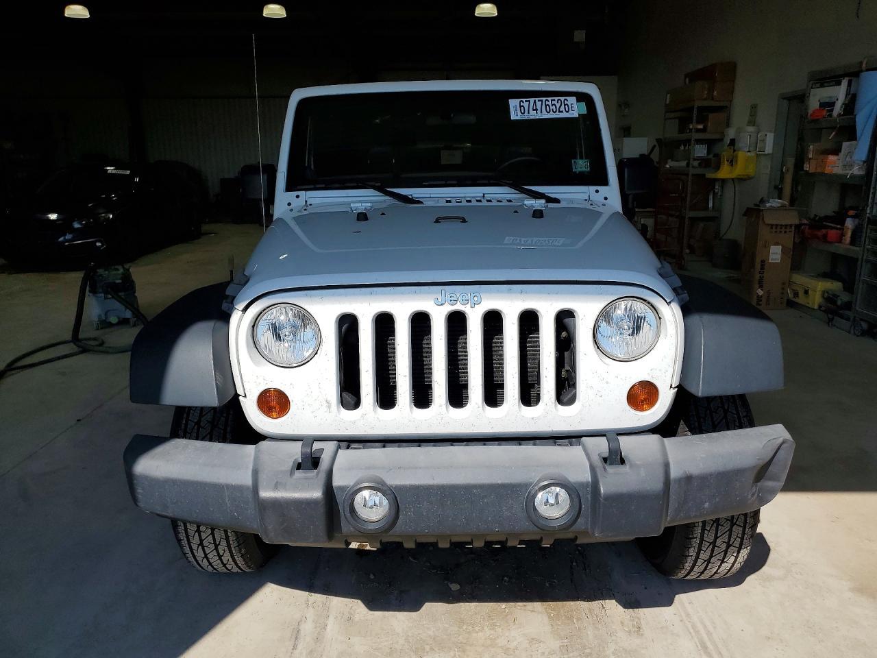 2013 Jeep Wrangler Sport - zdjęcie 5