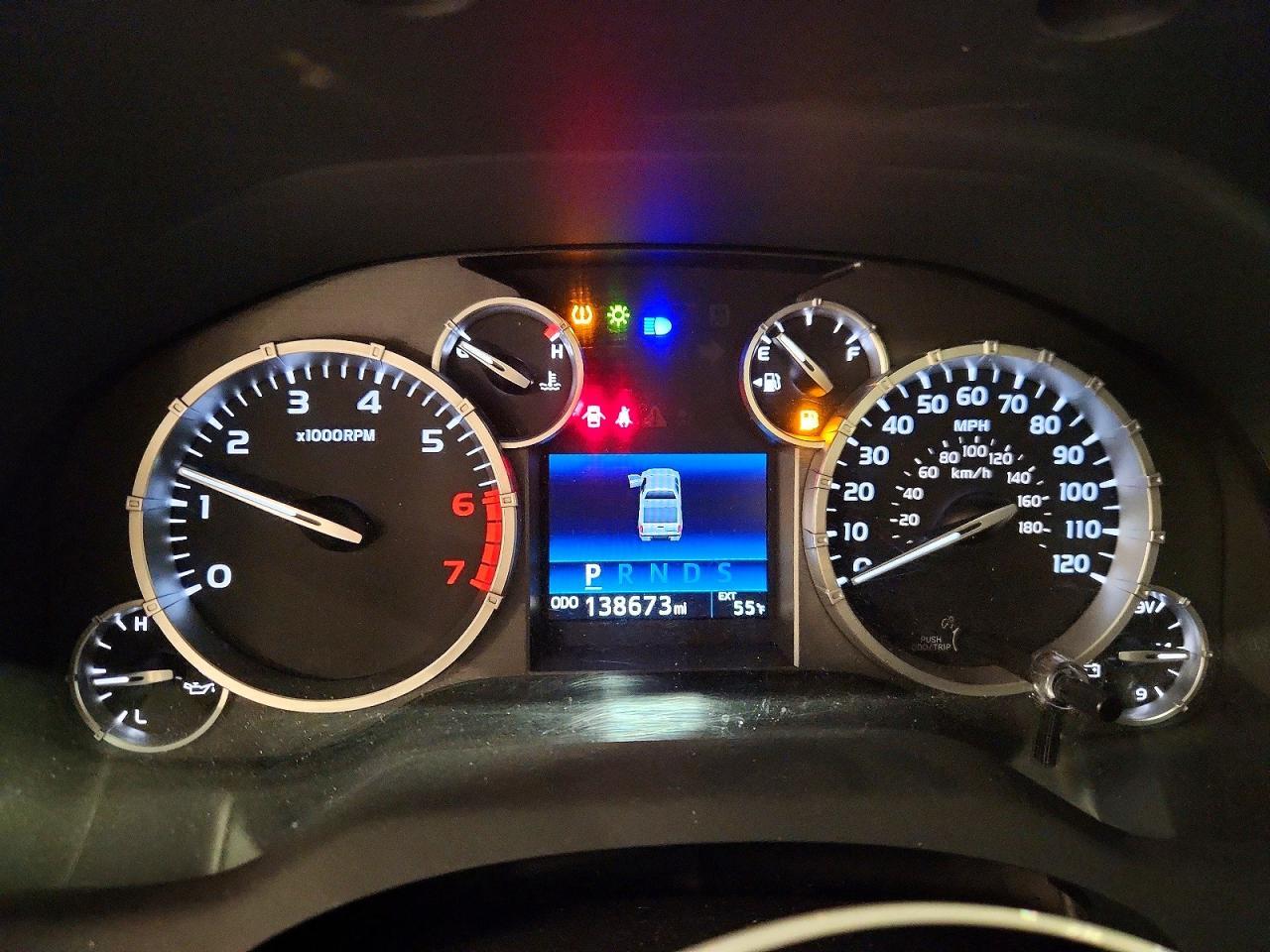 2017 Toyota Tundra Platinum - zdjęcie 9