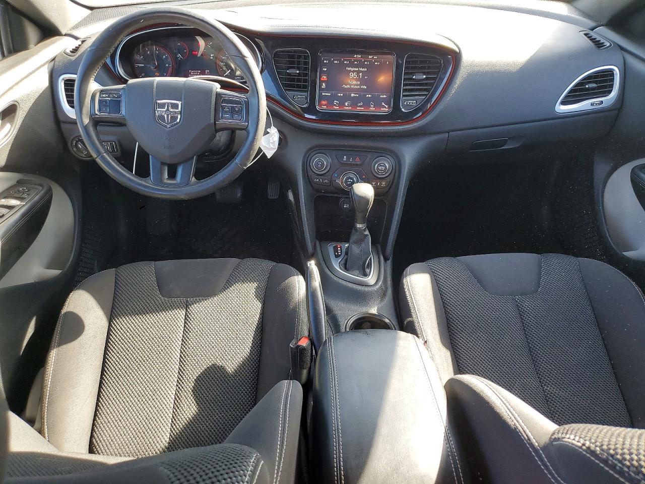 2016 Dodge Dart Sxt - zdjęcie 8