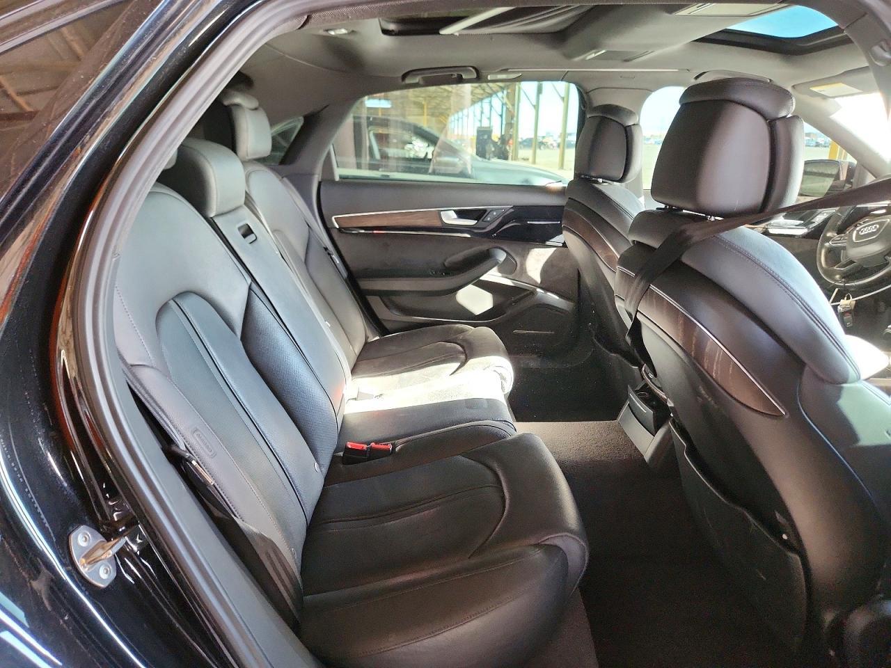 2017 Audi A8 L Quattro - zdjęcie 10