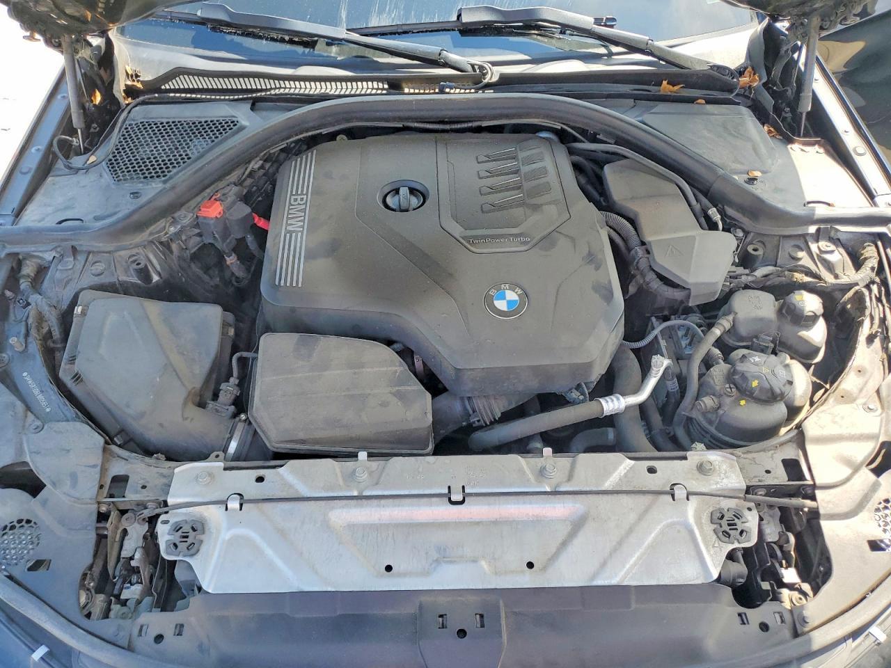 2020 BMW 330I - zdjęcie 11