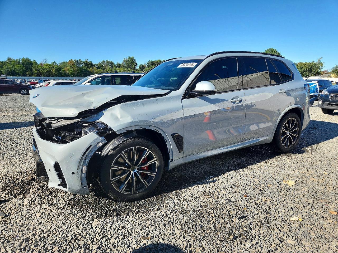2026 BMW X5 xDrive40I - zdjęcie główne