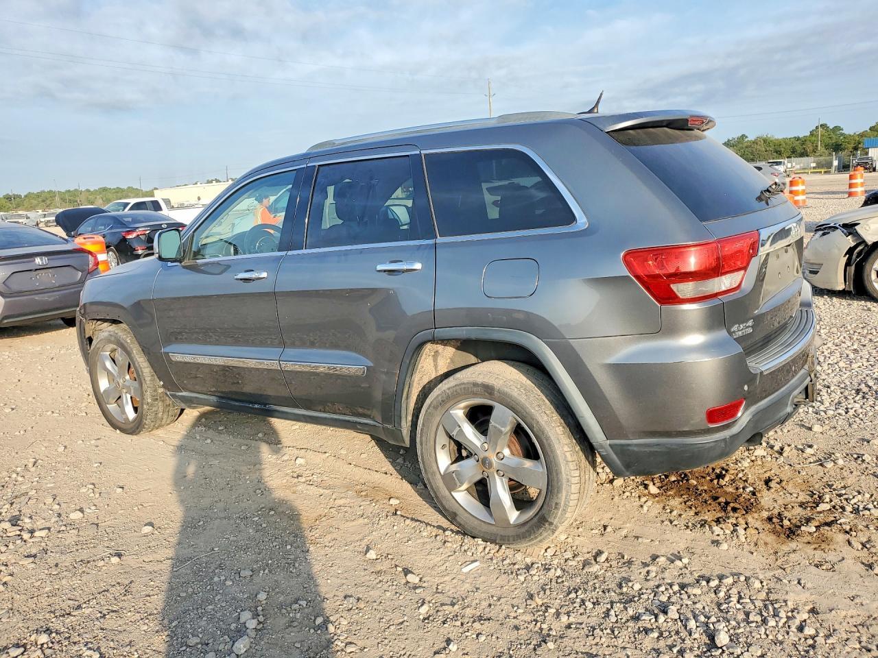 2013 Jeep Grand Cherokee Limited - zdjęcie 2