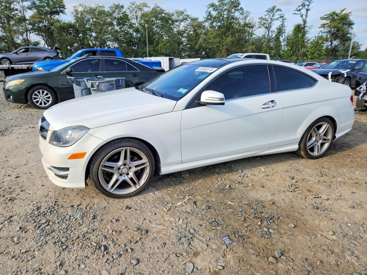 2014 Mercedes-Benz C 250 - zdjęcie główne
