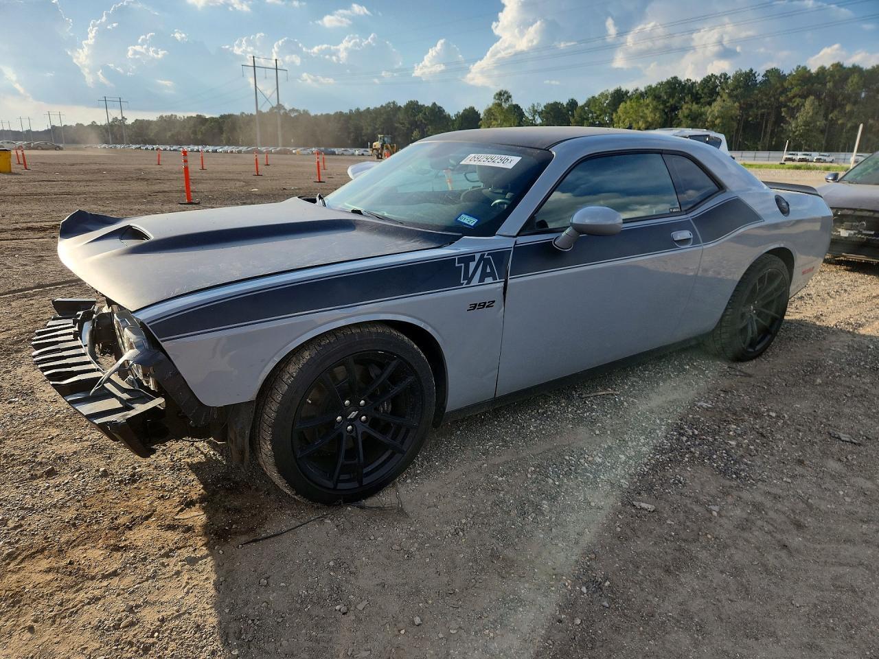 2021 Dodge Challenger R - zdjęcie główne