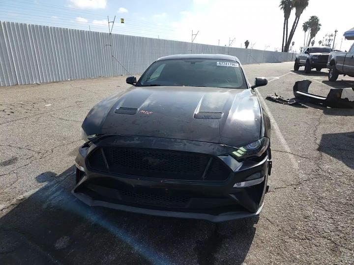 2020 Ford Mustang - zdjęcie 14