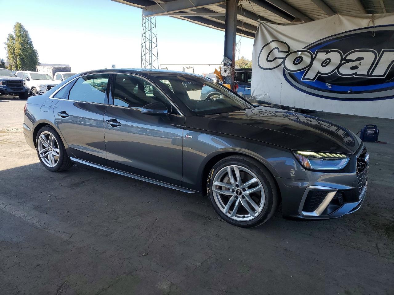 2023 Audi A4 Premium 45 - zdjęcie 4