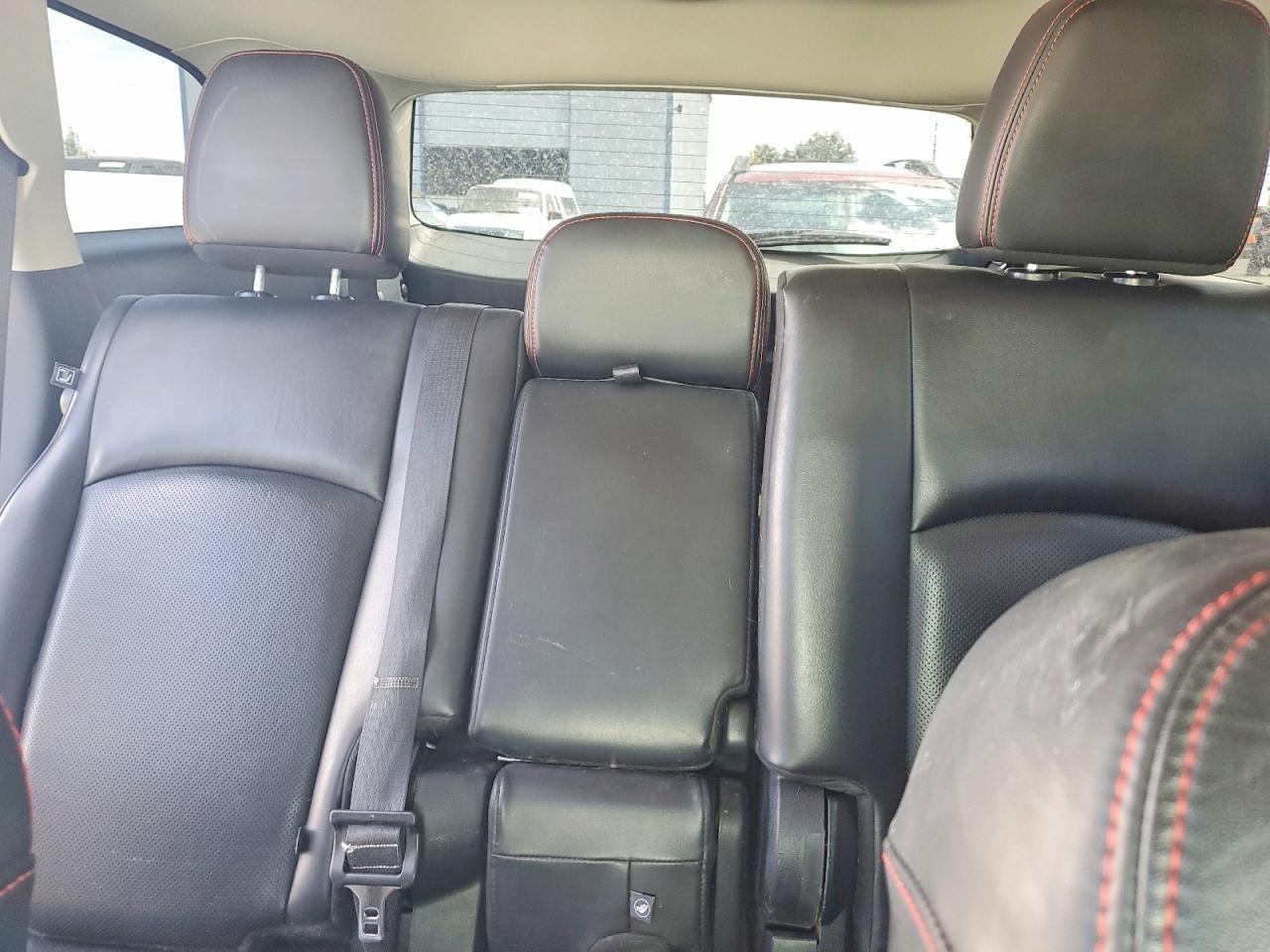 2016 Dodge Journey R/T - zdjęcie 10