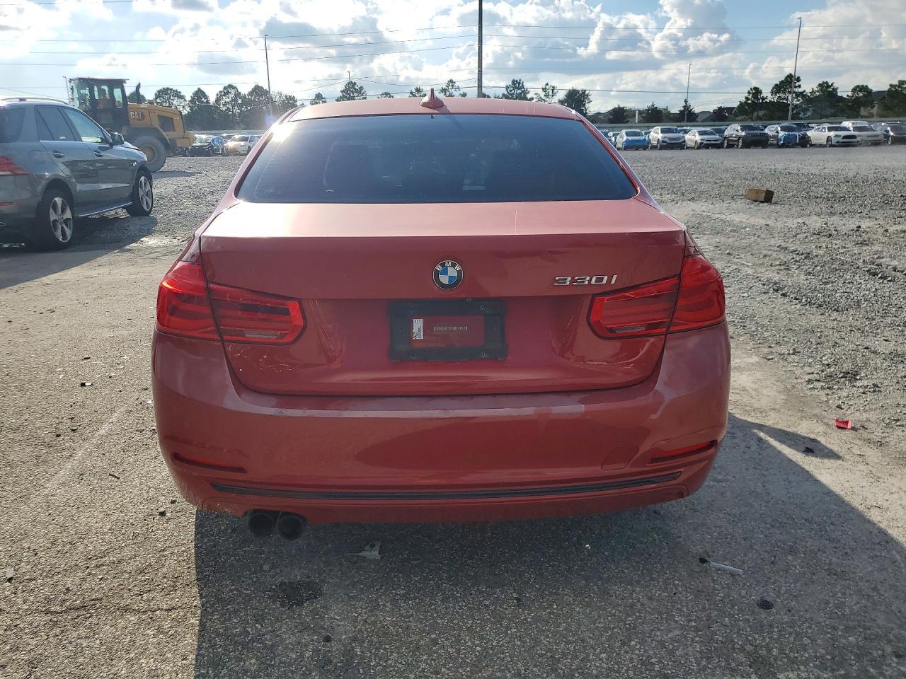 2018 BMW 330 I - zdjęcie 6