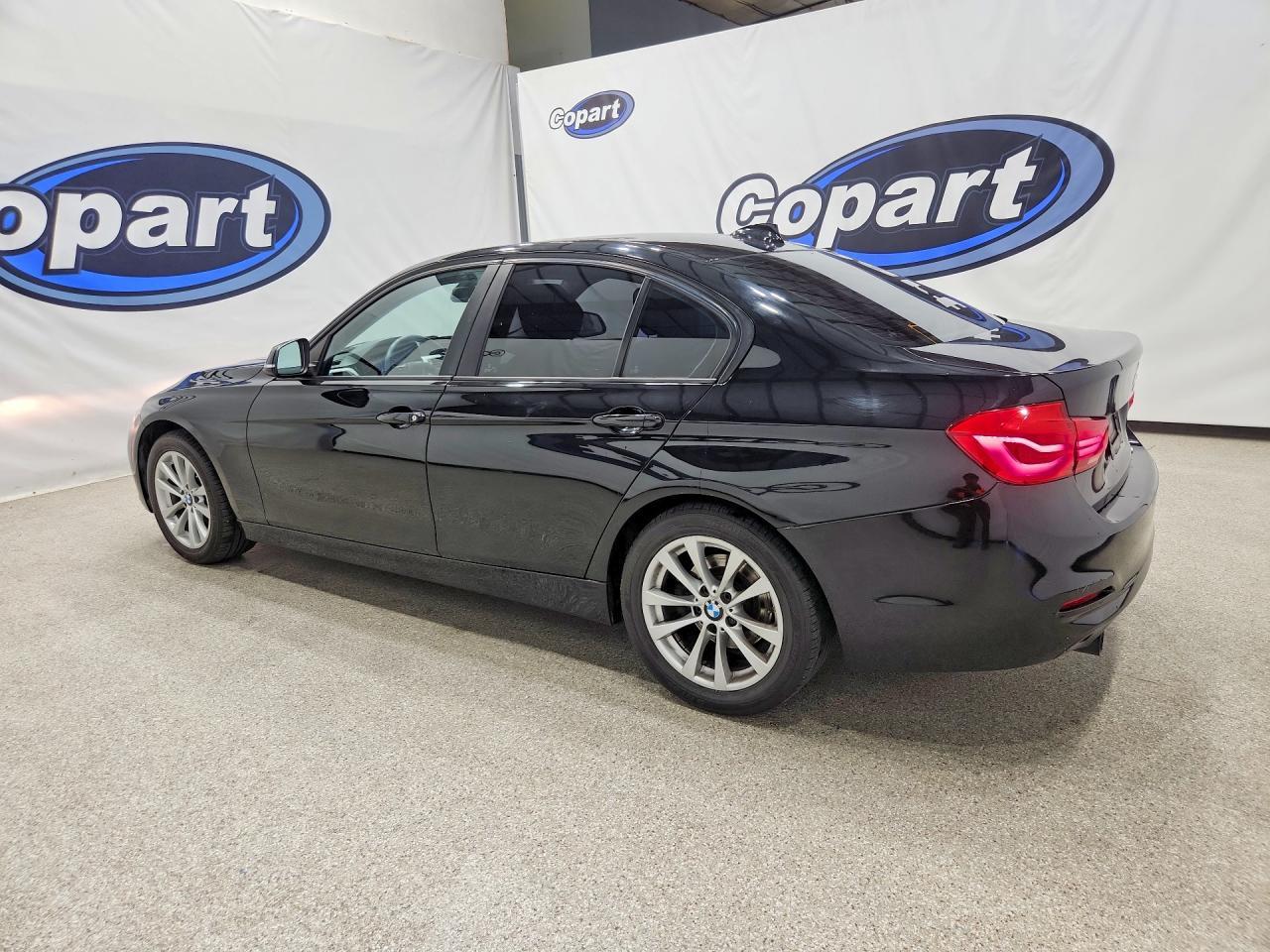 2017 BMW 320 I - zdjęcie 2