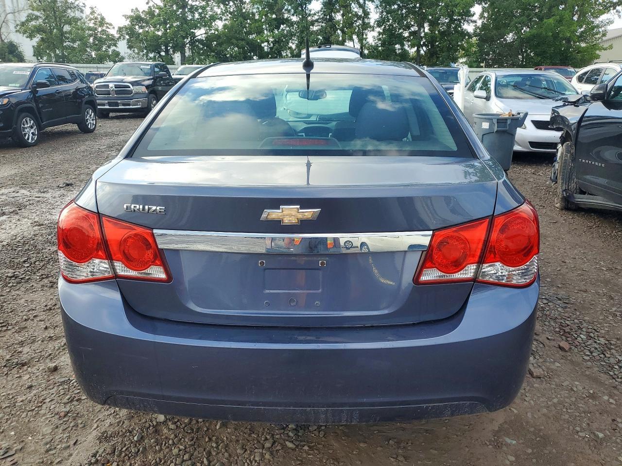 2013 Chevrolet Cruze Ls - zdjęcie 6