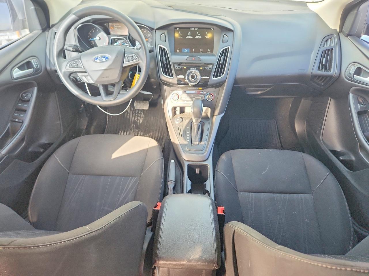 2017 Ford Focus Sel - zdjęcie 9