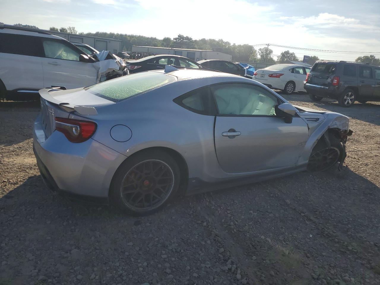 2017 Subaru Brz 2.0 Limited - zdjęcie 3