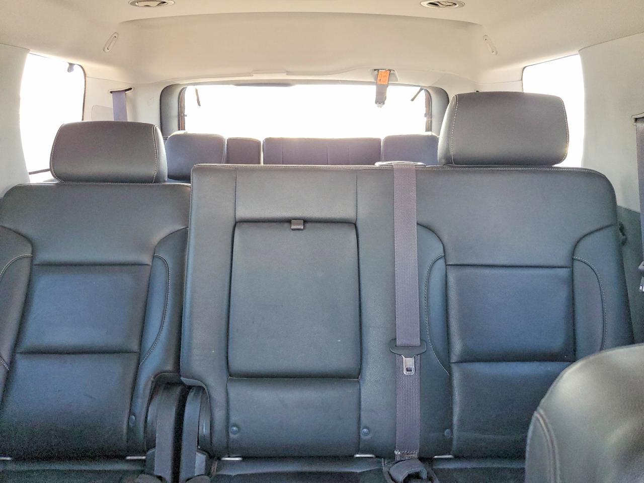 2016 Chevrolet Tahoe K1500 Lt - zdjęcie 10