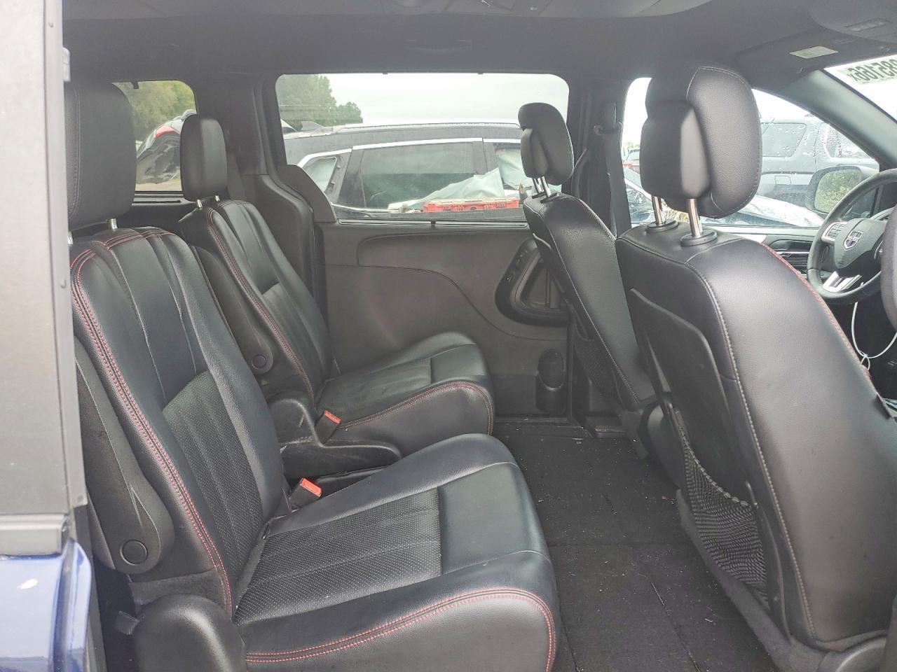 2017 Dodge Grand Caravan Gt - zdjęcie 11