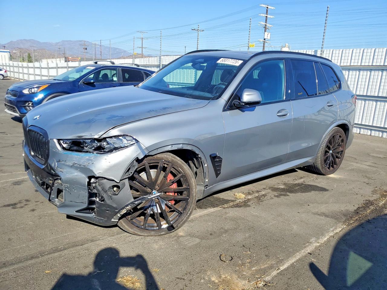 2025 BMW X5 Sdrive 40I - zdjęcie główne