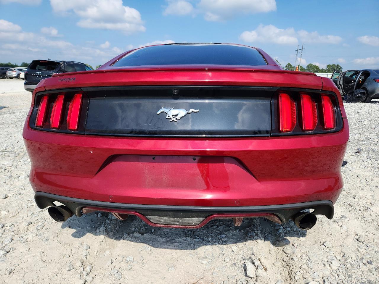 2016 Ford Mustang - zdjęcie 6